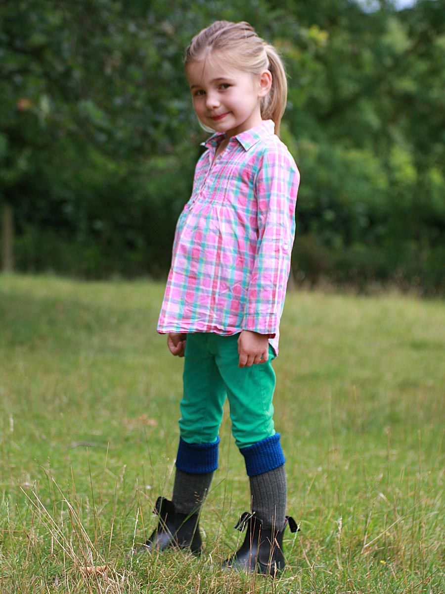 House of Cheviot Junior Lomond Socks - Olive/Thistle